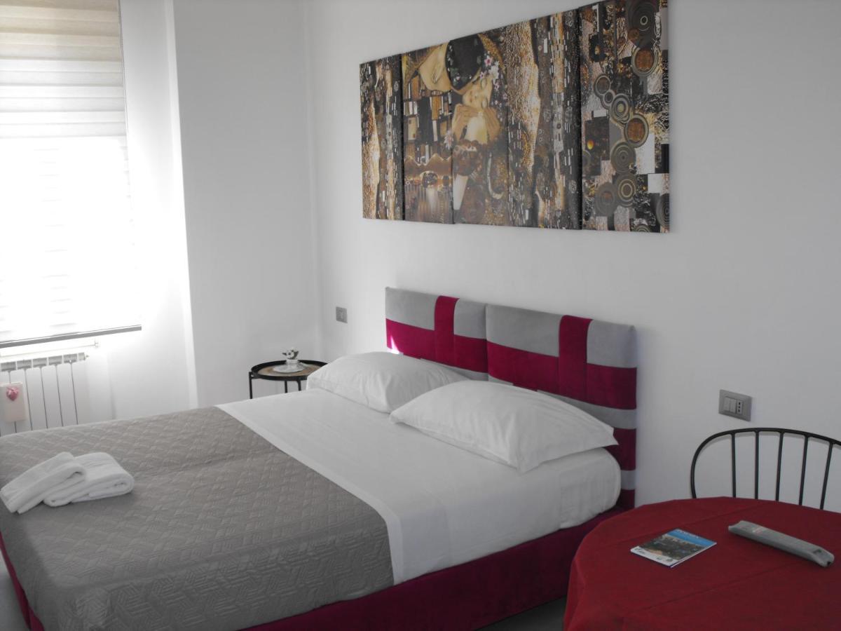 Dimora Chlóe B&B Pescara Exterior foto